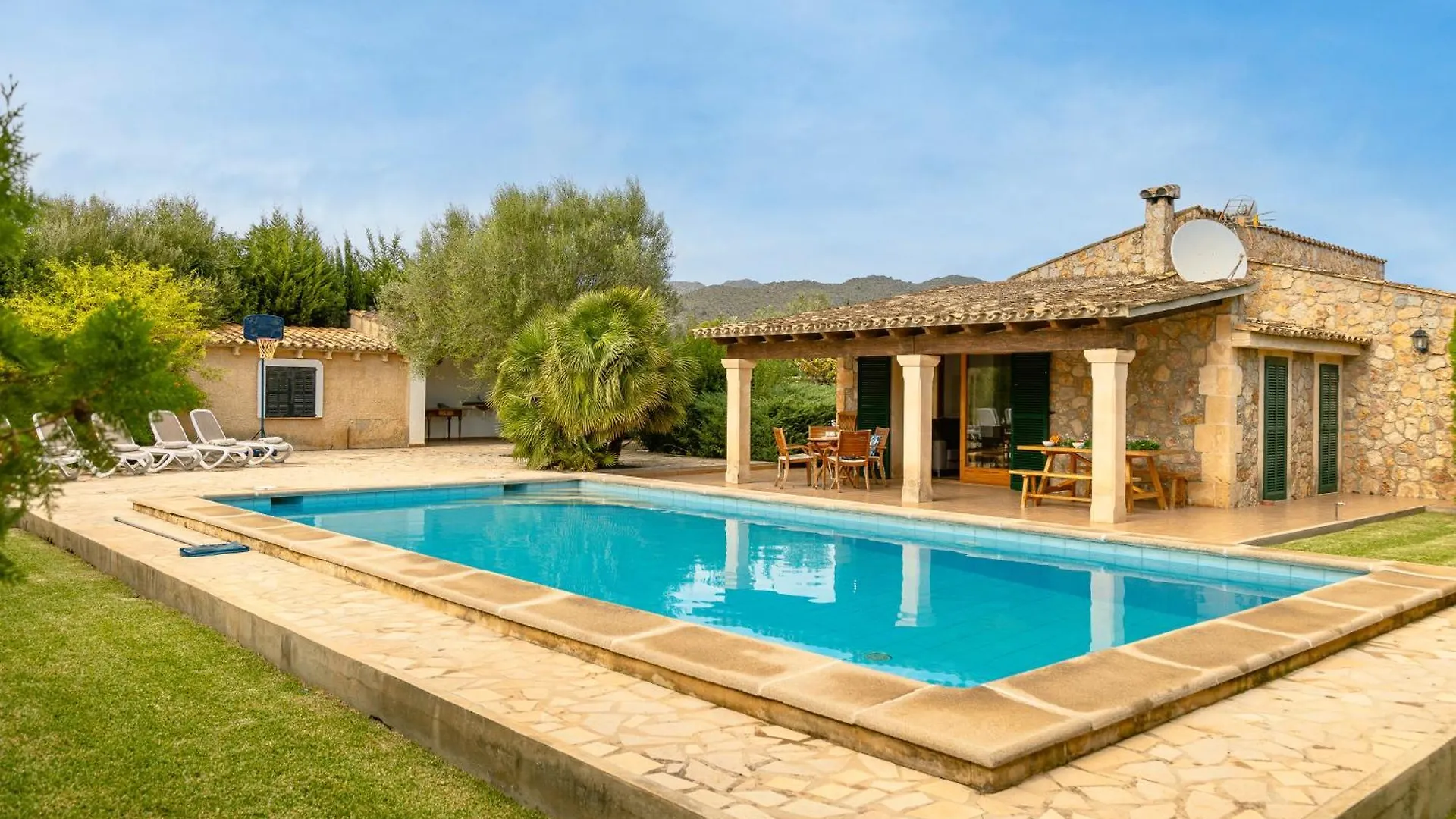 Villa Truc By Homevillas360 Pollenca